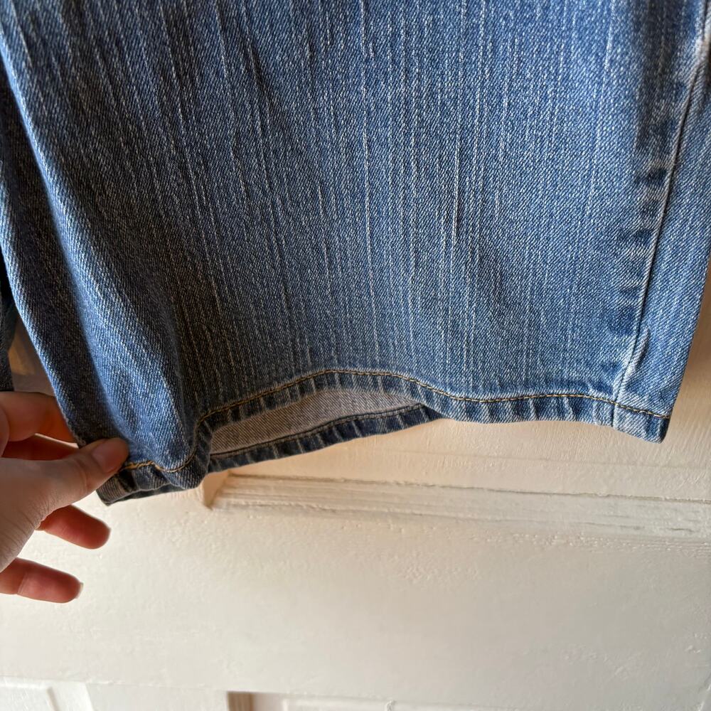 Levi’s Vintage 550 Shorts Womens 32 Relaxed High Rise Denim Cotton Blue - Picture 4 of 5